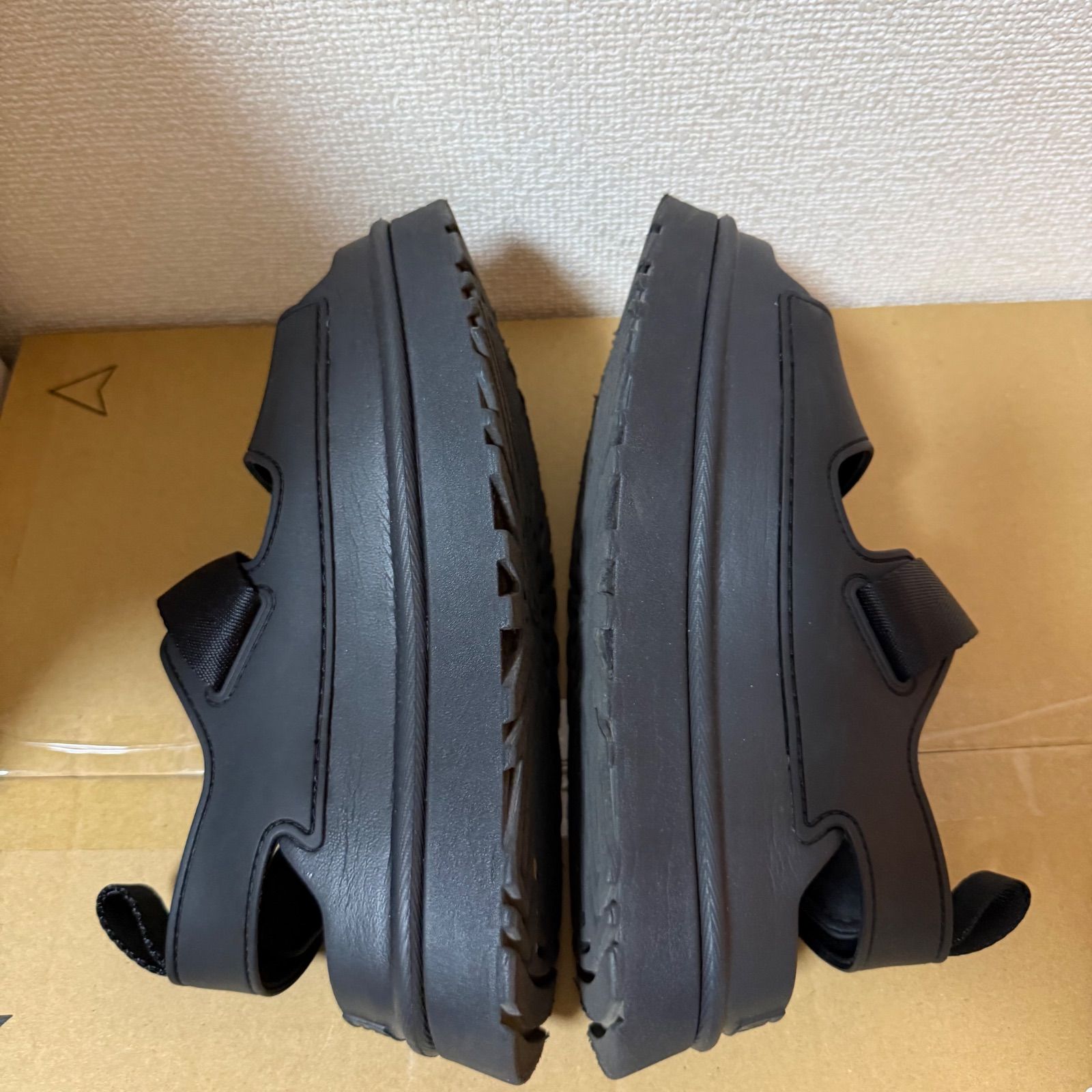 UGG GOLDENGLOW BLACK アグ ゴールデングロウ ブラック BLACK 黒 23cm