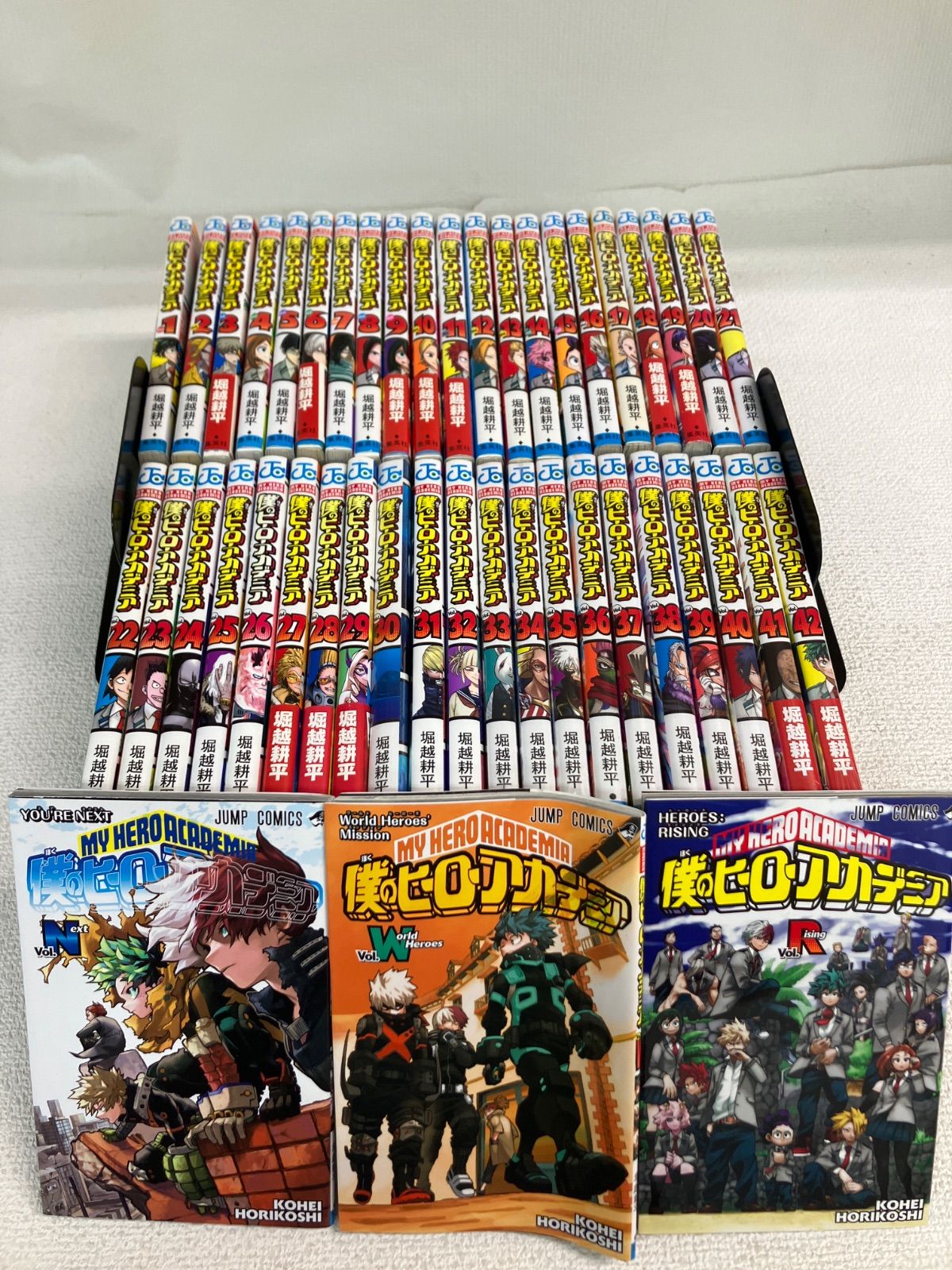 ★②【未開封あり】 僕のヒーローアカデミア 1～42巻　 全巻コミックセット＋関連本3冊　ヒロアカ　《RT27E》