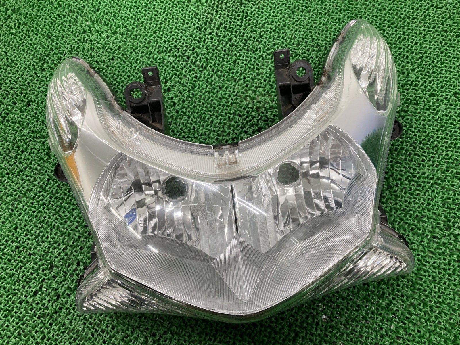 PCX125 ヘッドライト P9433 ホンダ 純正 中古 JF28 PCX150 KF15 修復素材に 品薄 rR 8,832円