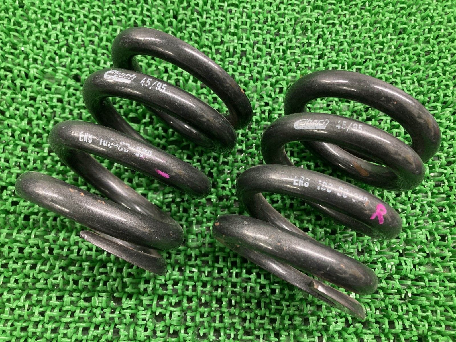 アイバッハ製 サスペンションスプリング 左右 ERS-100-60-320 社外 中古 Eibach aU 8,663円