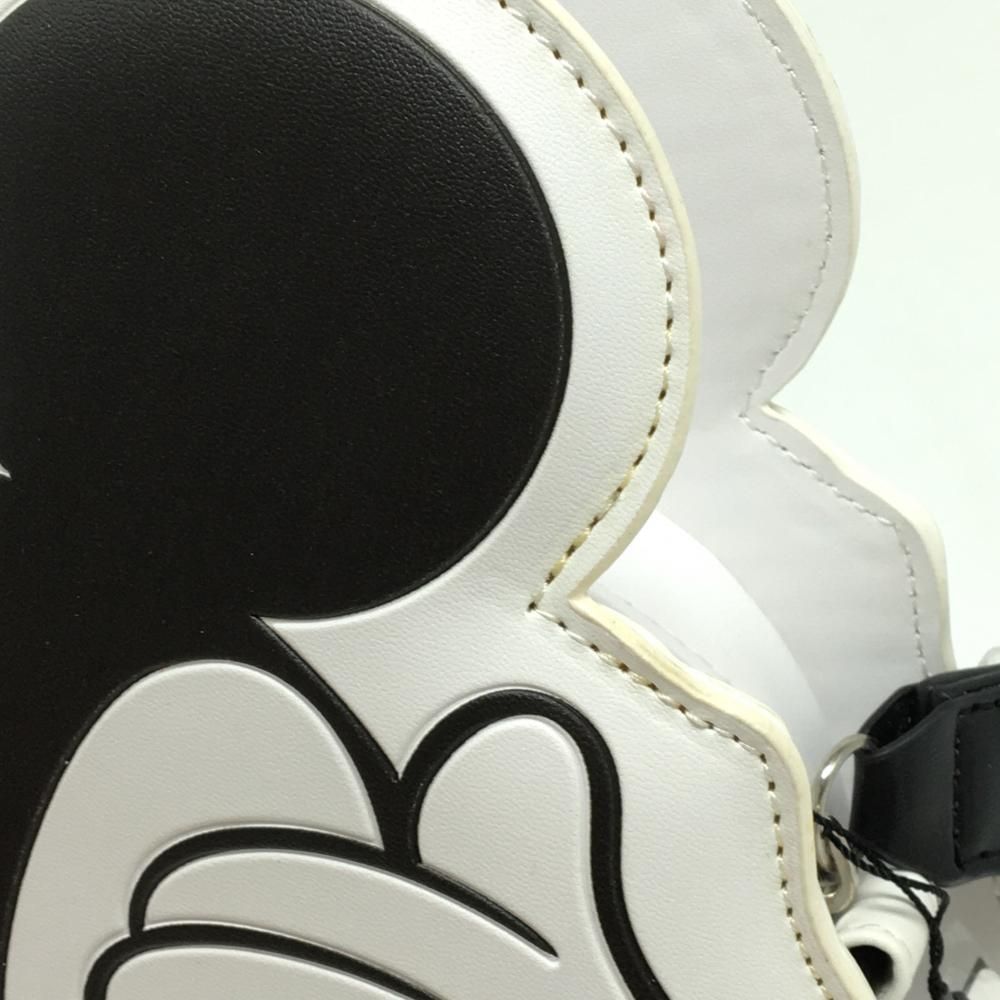 新品】パーリーゲイツ×DISNEY ダイカットポーチ 白×黒 ミッキー FR