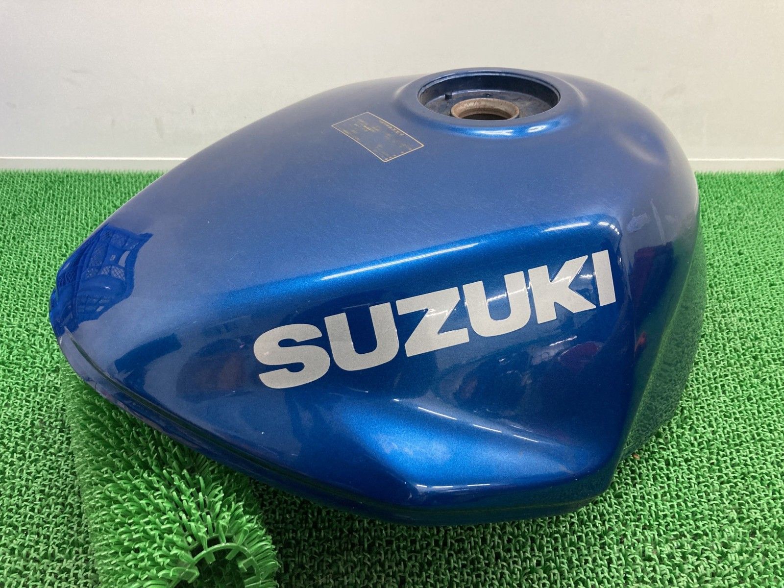 RF400R タンク 青M スズキ 純正 中古 GK78A フューエルタンク ガソリンタンク 品薄 bD