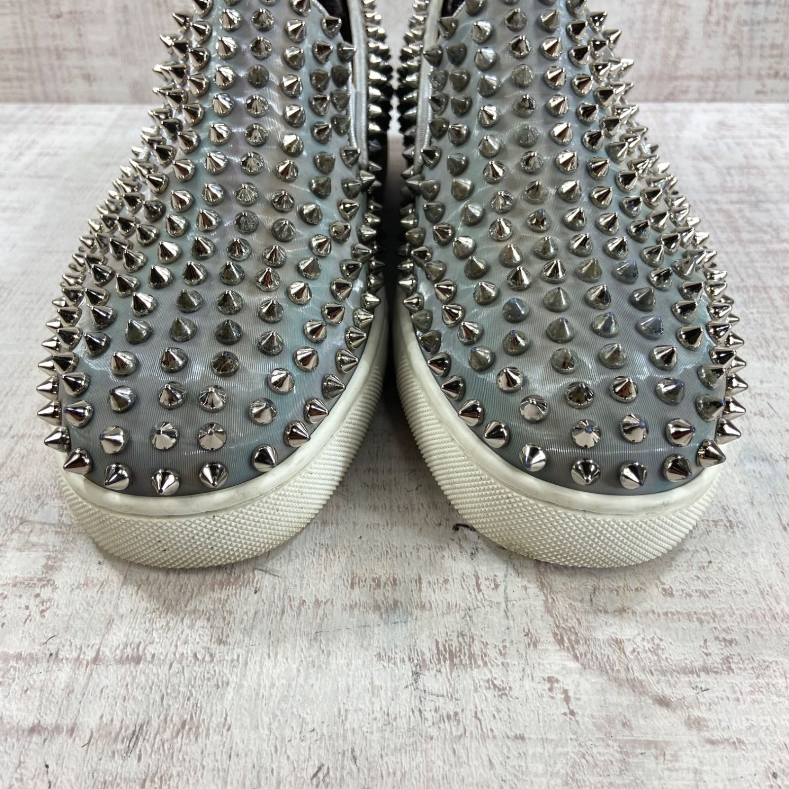 【新品同様】正規品 Christian Louboutin ルブタン シルバー Christian Louboutin ルブタン スパイクスタッズ スニーカー 40 25.0cm