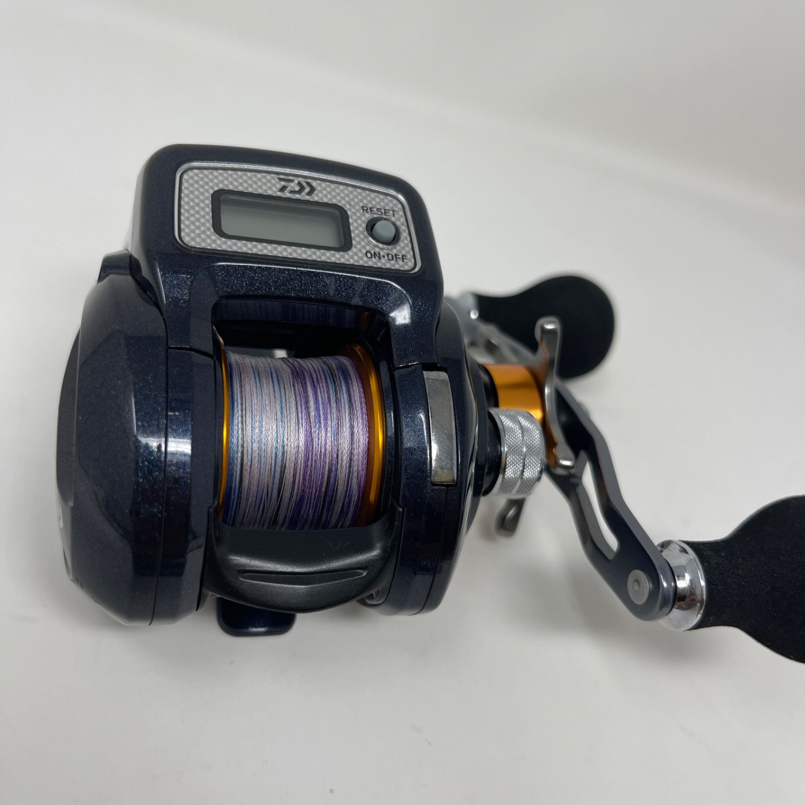 美品⭐︎即購入OK DAIWA LIGHT GAME ICV 150H 両軸リール - メルカリ