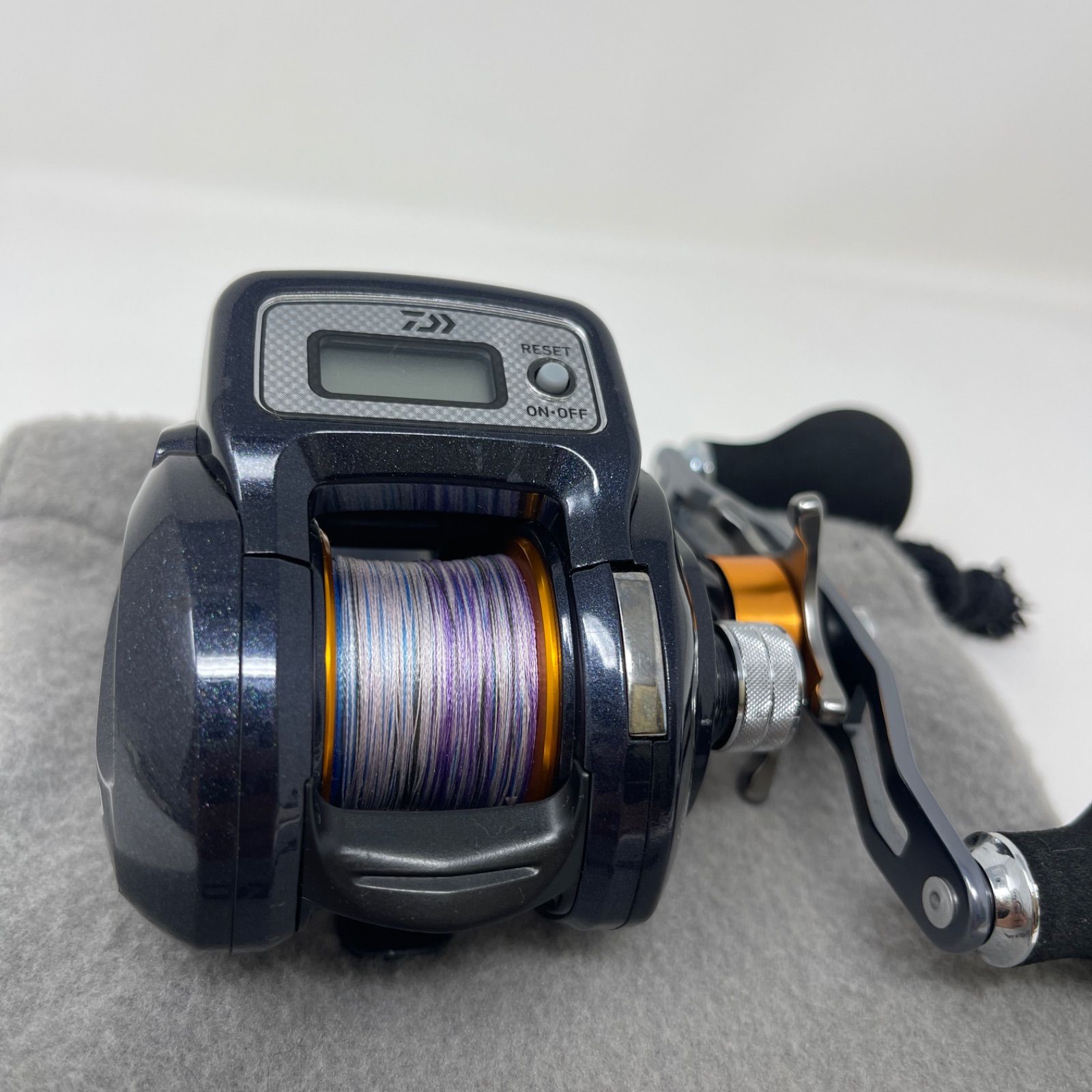 美品⭐︎即購入OK DAIWA LIGHT GAME ICV 150H 両軸リール - メルカリ