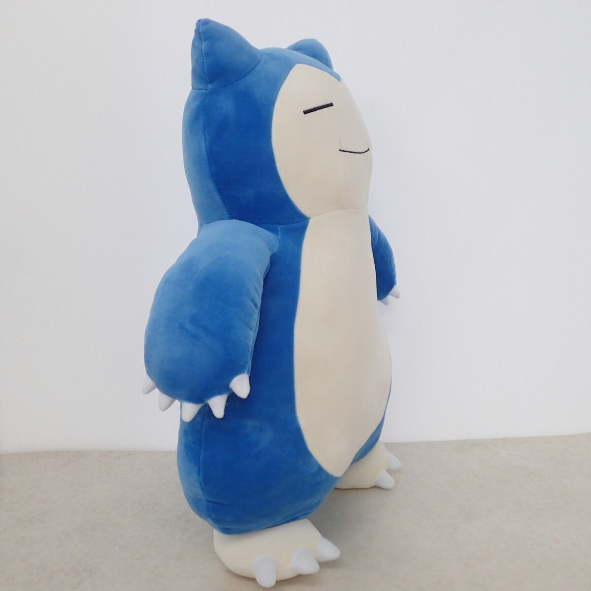 ポケモンセンター もっちりクッション カビゴン にゃ！にゃにゃ