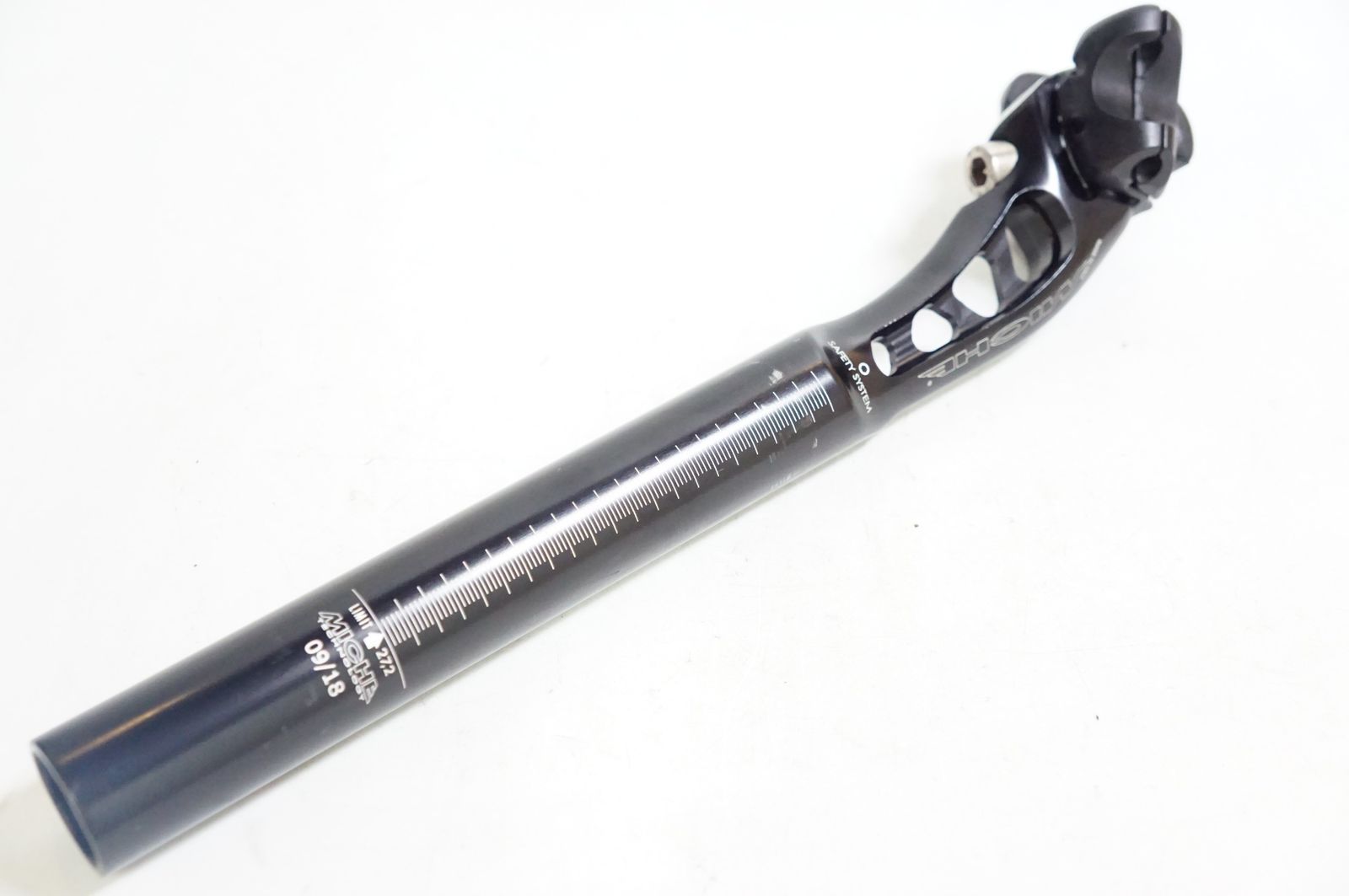 MICHE 「ミケ」 SUPERTYPE φ27.2 250mm シートポスト / バイチャリ熊谷