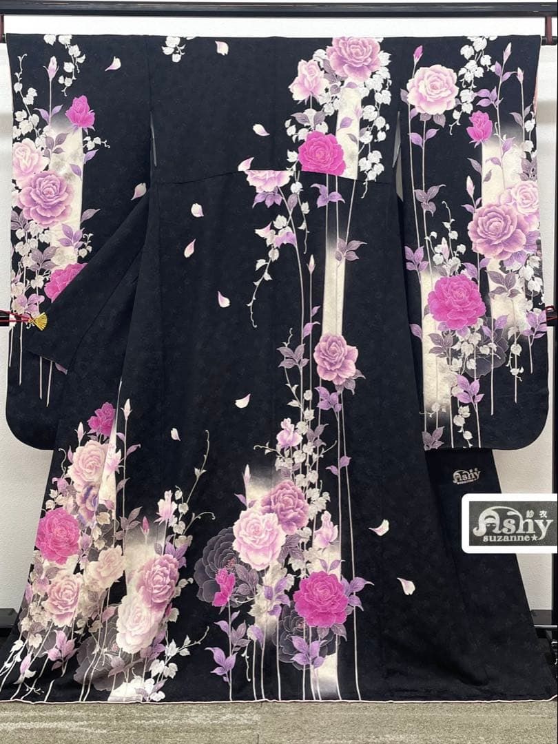 ブランド振袖 ラメ刺繍 銀彩 銀通し 紋意匠 身丈162cm MO3865