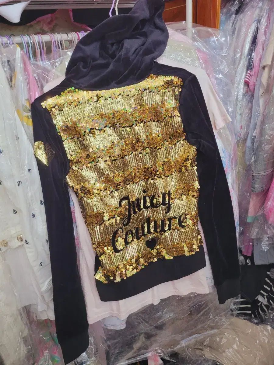 ジューシークチュール ベルベット フーディー GOLD スパンコールS ハートスパンコール