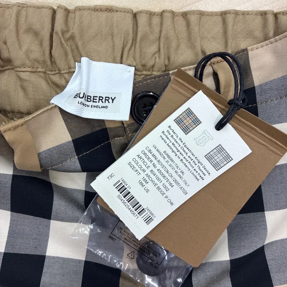 バーバリー Burberry】キッズ 新品未使用品！ハーブパンツ ショート