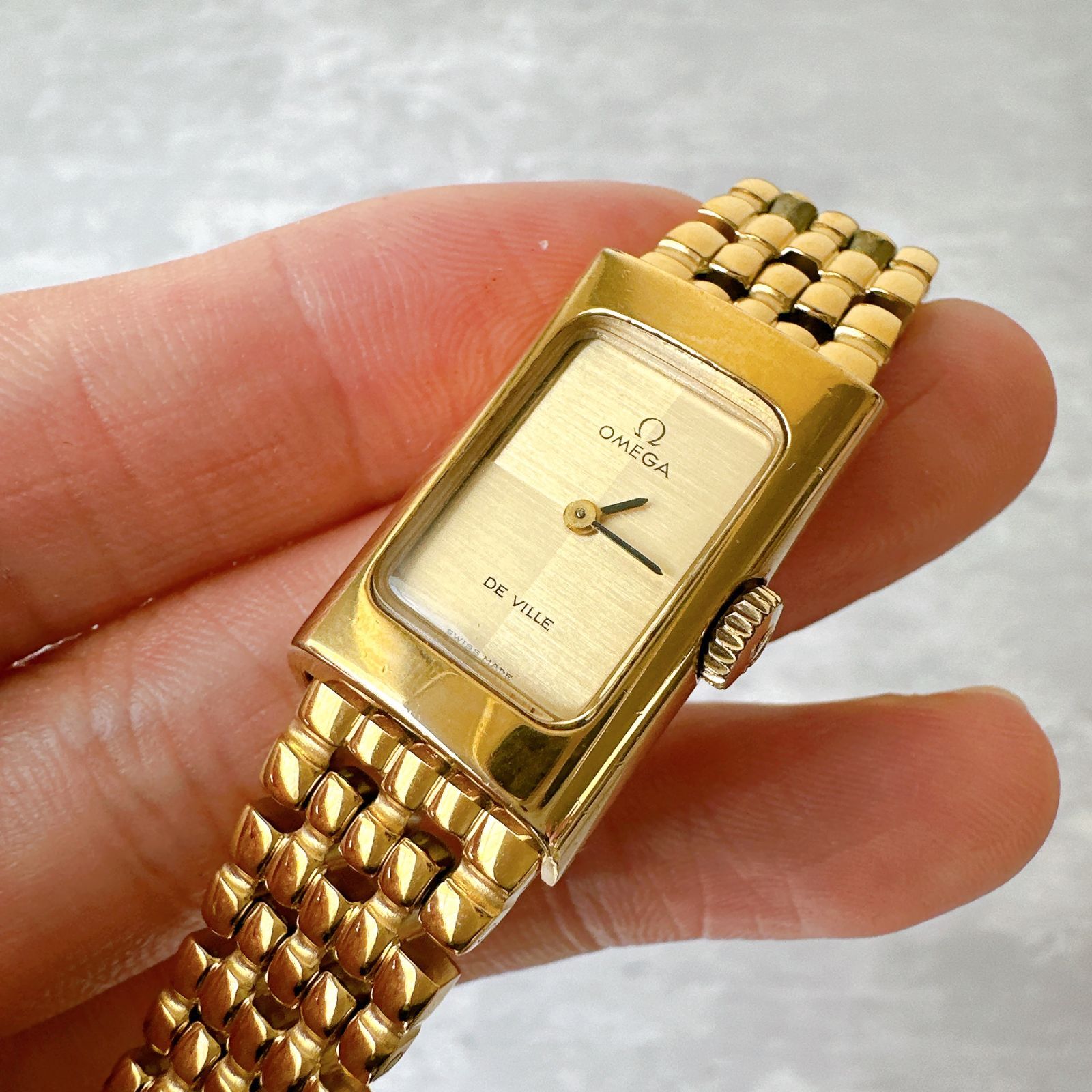 OMEGA De Ville オメガ デビル レディース 手巻き ゴールド スクエア
