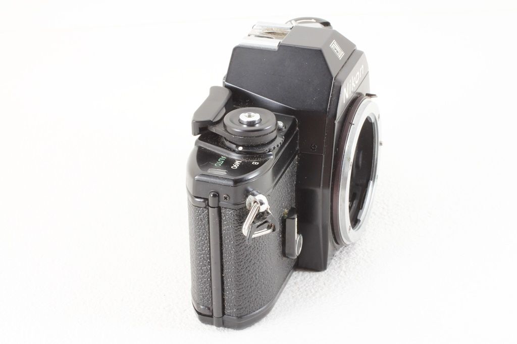 格安 NIKON ニコン EM ボディ 一眼レフ フィルムカメラ - メルカリ