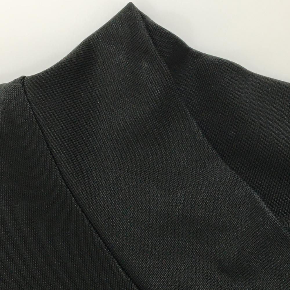 美品】ブリーフィング 半袖ハイネックシャツ 黒×レッド 胸・バックロゴ