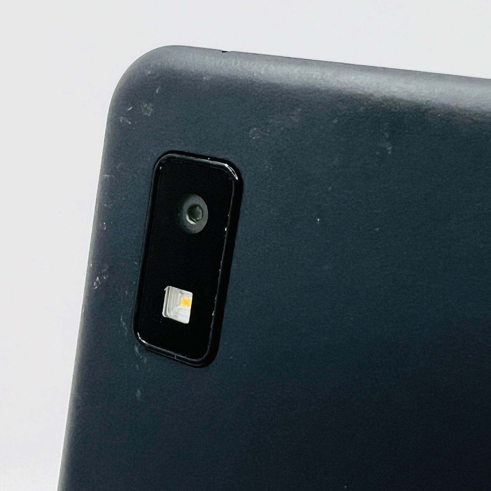docomo AQUOS wish2 64GB ブラック SH-51C 利用制限〇 動作確認済み