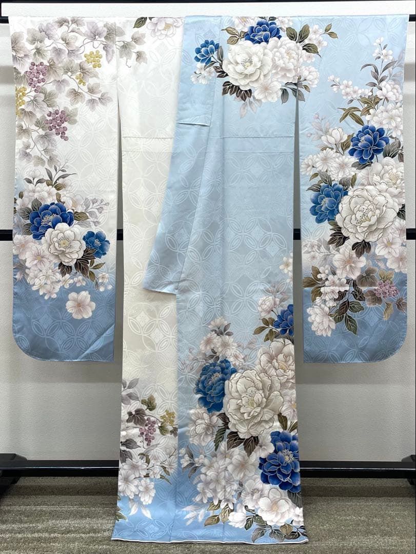 2026新作 ラメ刺繍 金彩 牡丹 新品未使用品 身丈171cm MO3868 - メルカリ