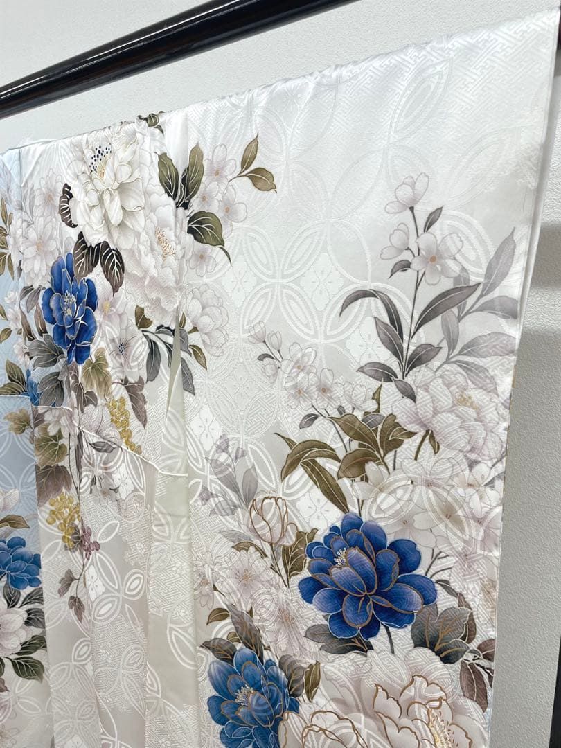 2026新作 ラメ刺繍 金彩 牡丹 新品未使用品 身丈171cm MO3868 - メルカリ