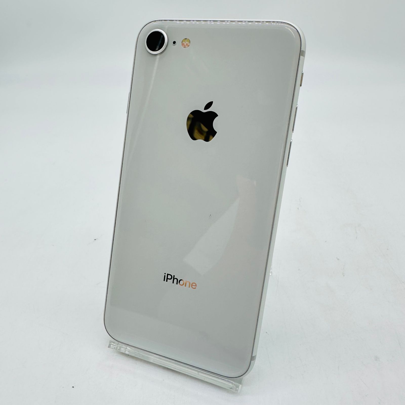 au iPhone 8 64GB シルバー MQ792J/A 利用制限〇 動作確認済み - メルカリ