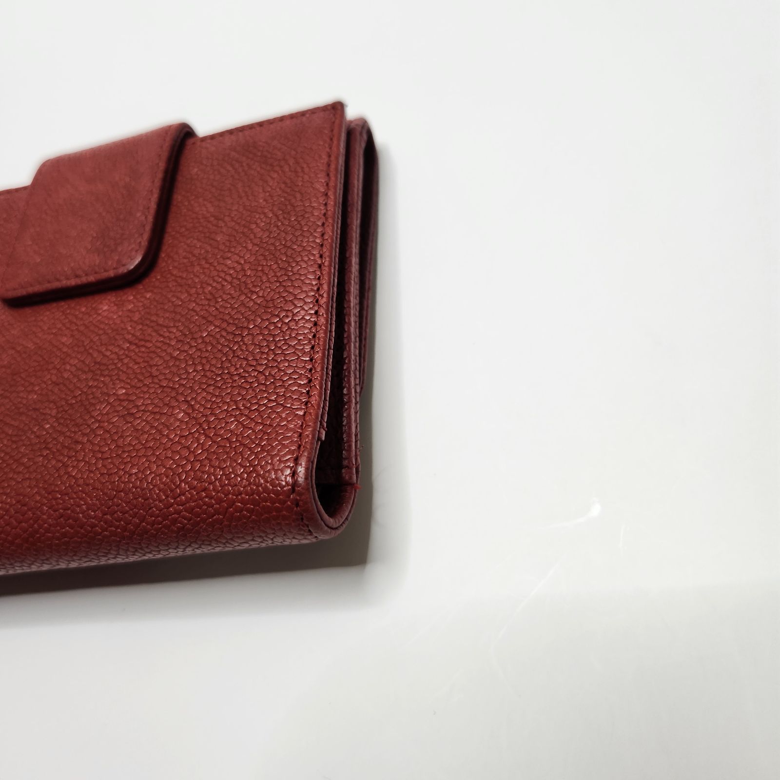 CHANEL 長財布 キャビアスキン ボルドー ココマーク 正規保証】CHANEL 2つ折財布キャビアスキンボルドーココマーク10番台