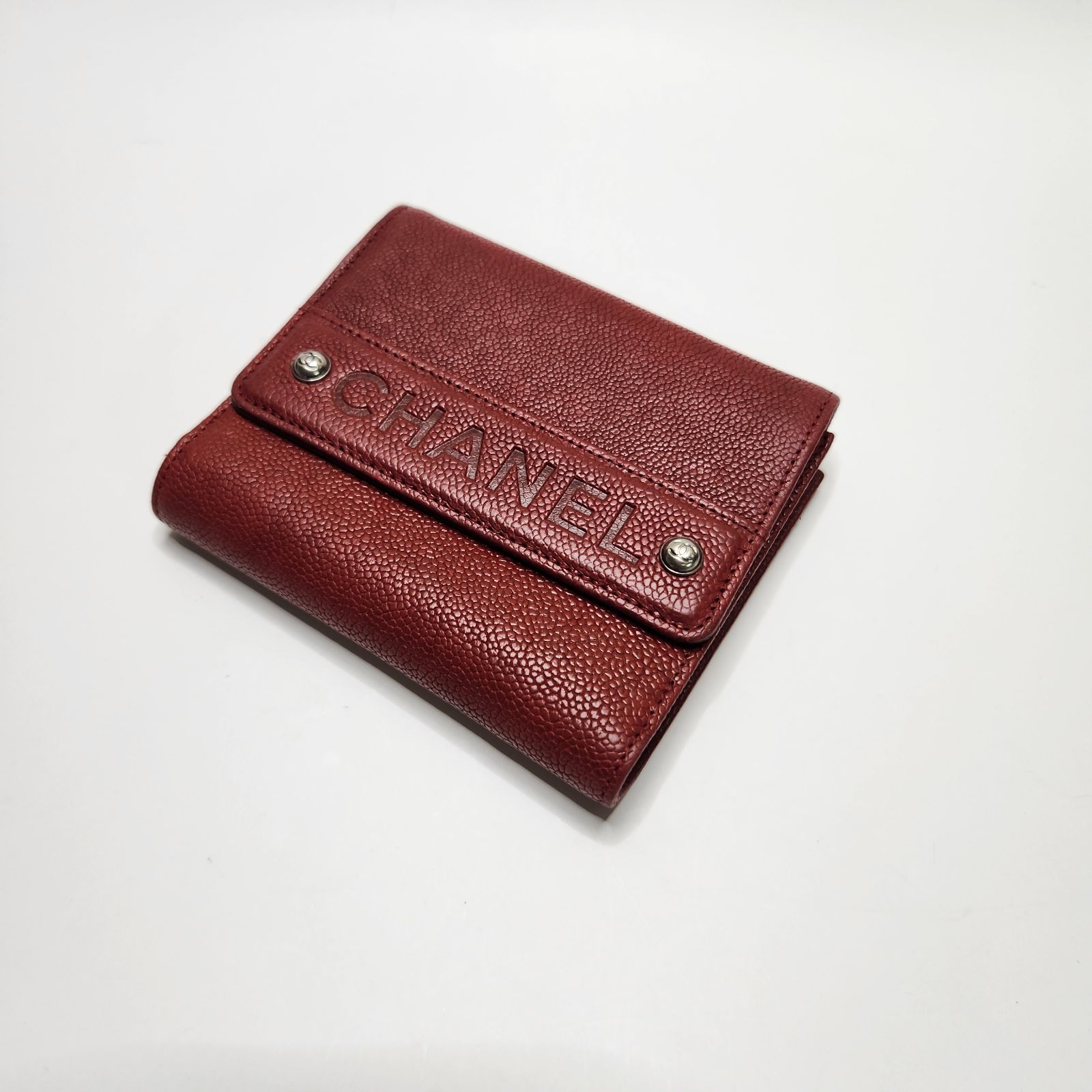 CHANEL 長財布 キャビアスキン ボルドー ココマーク 正規保証】CHANEL 2つ折財布キャビアスキンボルドーココマーク10番台
