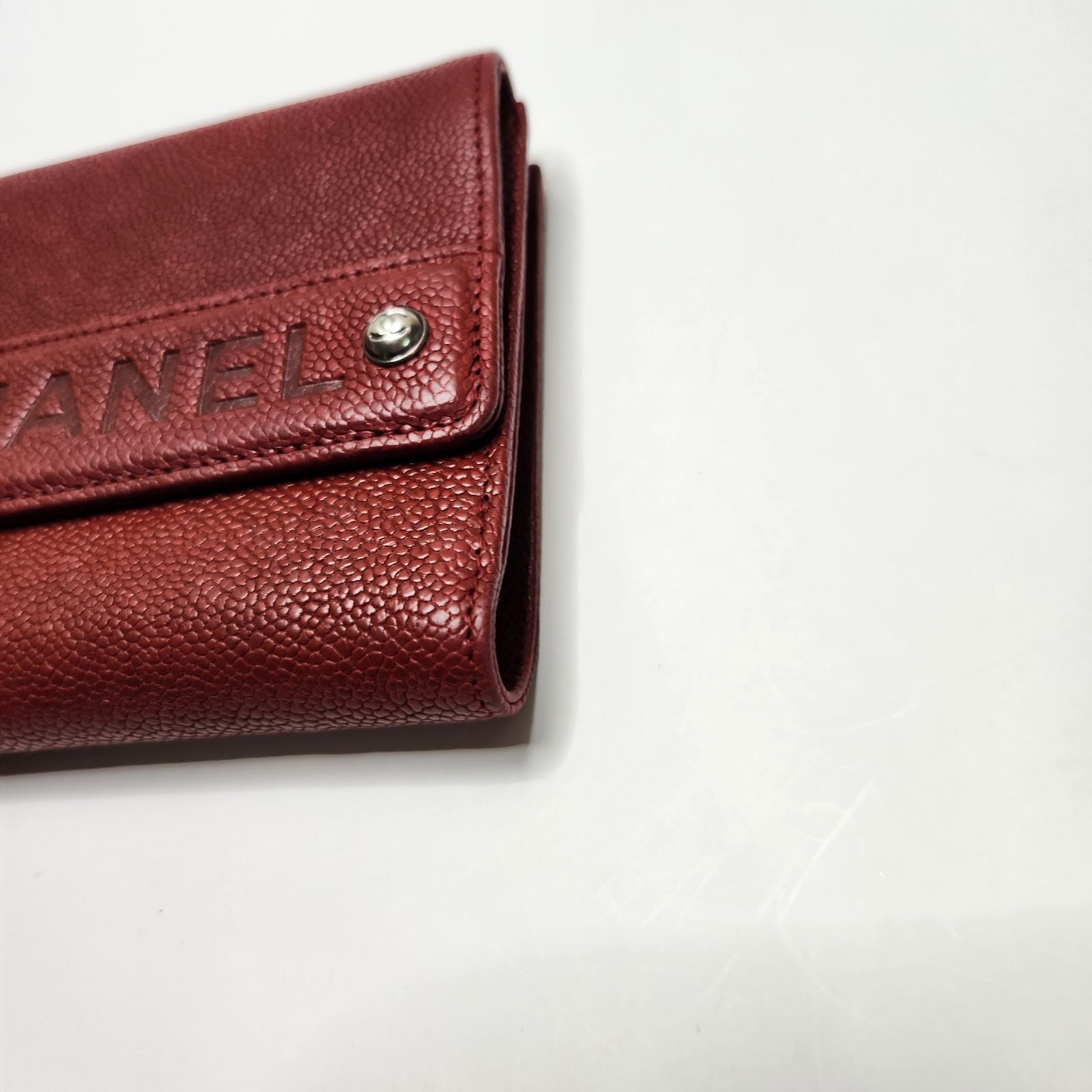 正規保証】CHANEL 2つ折財布キャビアスキンボルドーココマーク10番台