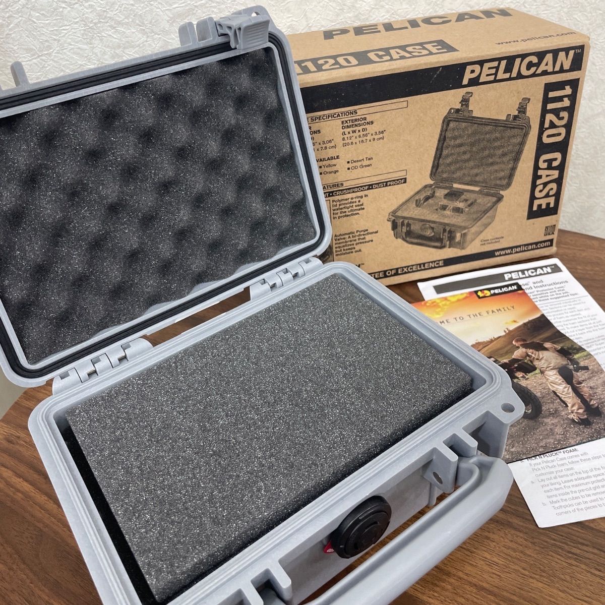 新品未使用】ペリカン Pelican ハードケース 小型ケース シルバー