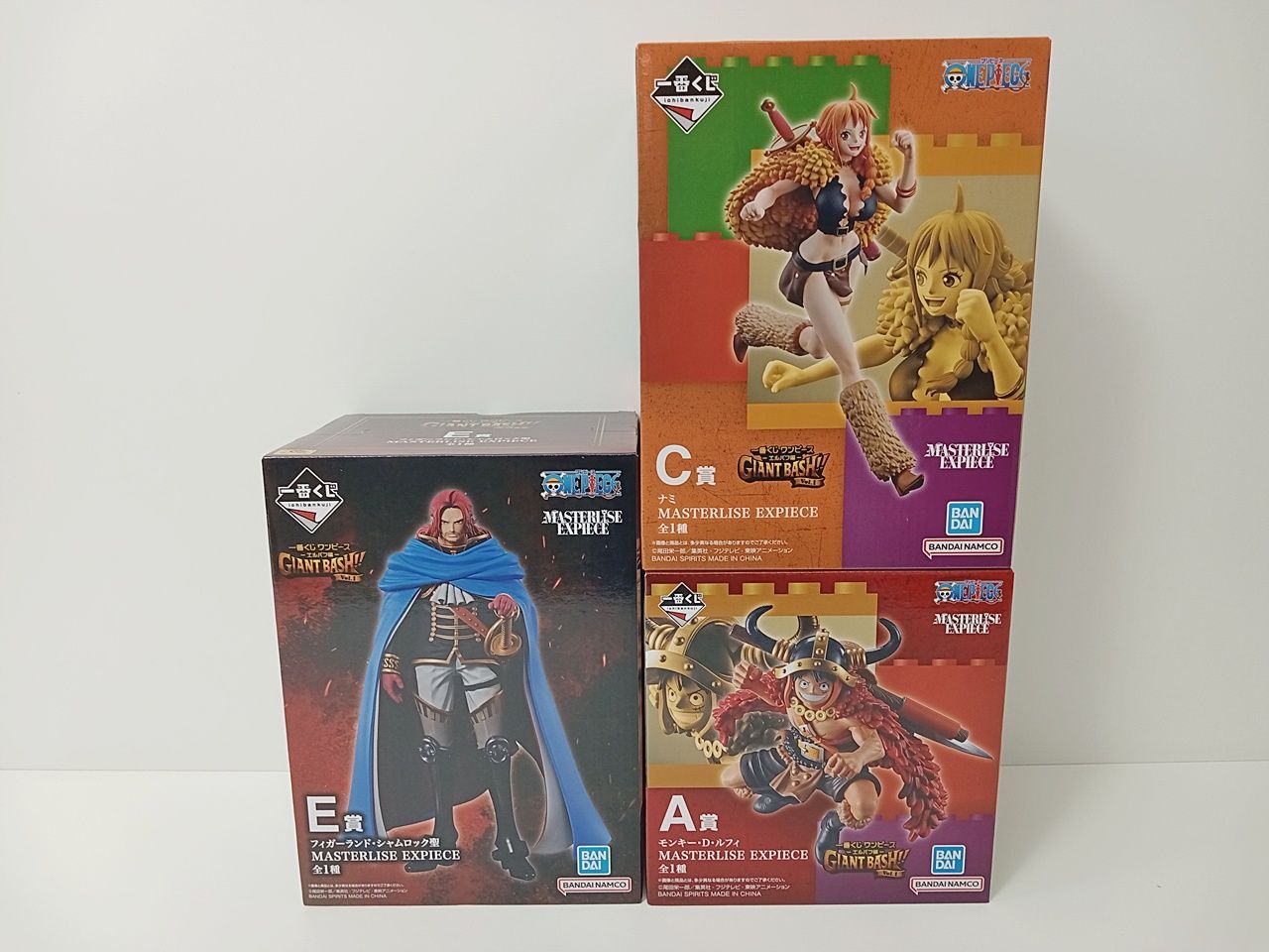 BANDAI 一番くじ ワンピース -エルバフ編- GIANT BASH!! Vol.1 A賞ルフィ C賞ナミ E賞フィガーランド・シャムロック聖 3点 まとめ売り 未開封品 [MB-7962]