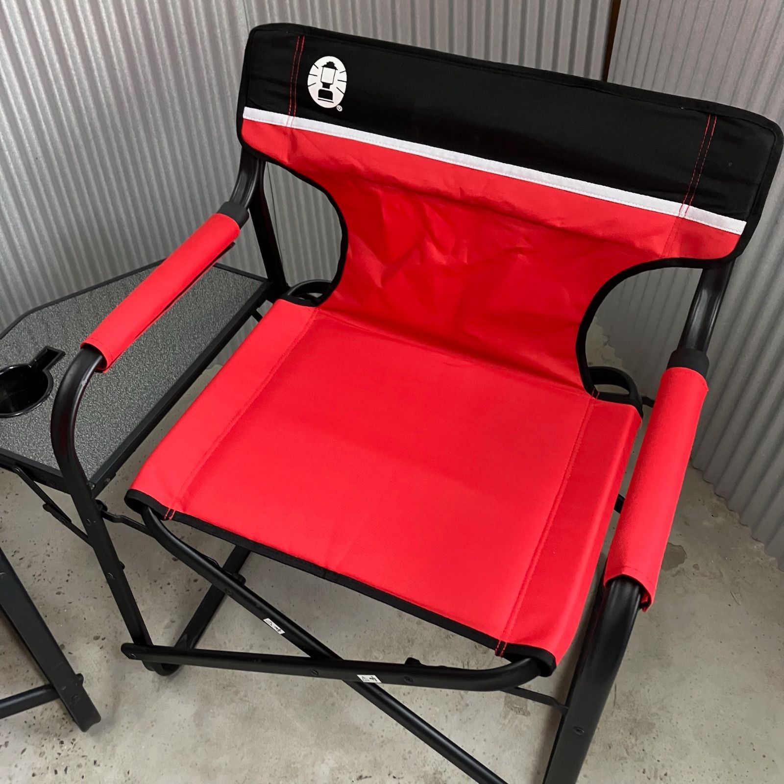 引取限定】コールマン サイドテーブル付デッキチェアST レッド Coleman