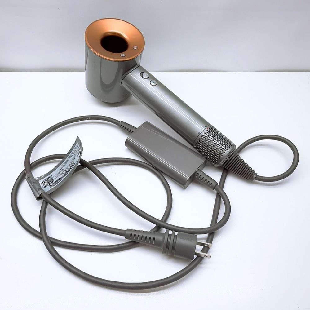 《ほぼ未使用》 ダイソン ドライヤー HD08 Dyson ,2607N261 8,733円