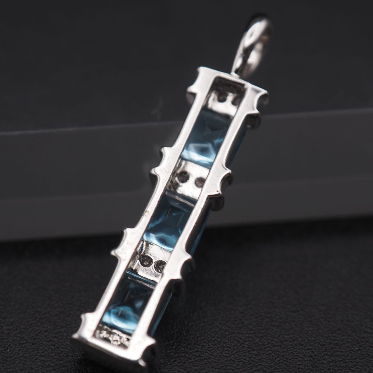 C274 ブルートパーズ 1.40ct SILVER刻印 ペンダント トップ デザイン