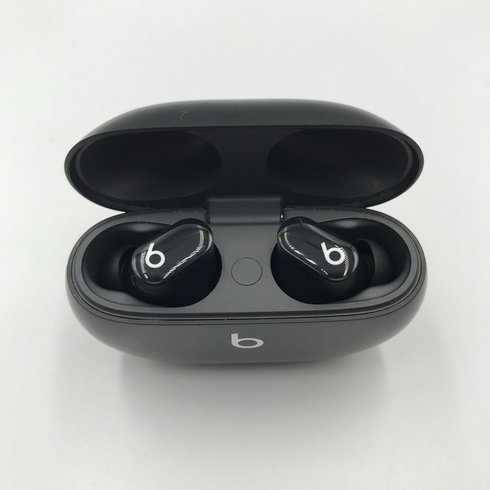 ■Apple Beats Studio Buds+ ブラック 完全ワイヤレスイヤホン モデルA2514 ノイズキャンセリング 充電ケース付き 中古