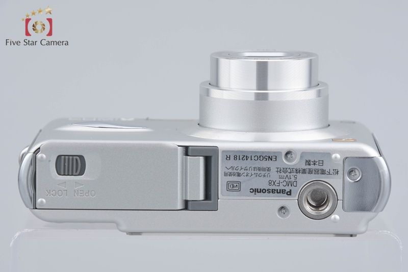 【中古】Panasonic パナソニック LUMIX DMC-FX8 シルキーシルバー コンパクトデジタルカメラ 【中古】Panasonic パナソニック LUMIX DMC-FX8 シルキーシルバー コンパクトデジタルカメラ