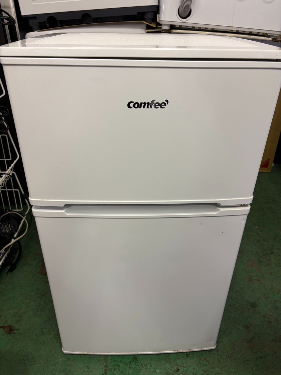 【2024年製】Comfee' コンフィー 2ドア冷蔵庫 90L RCT90WH/E [99698]