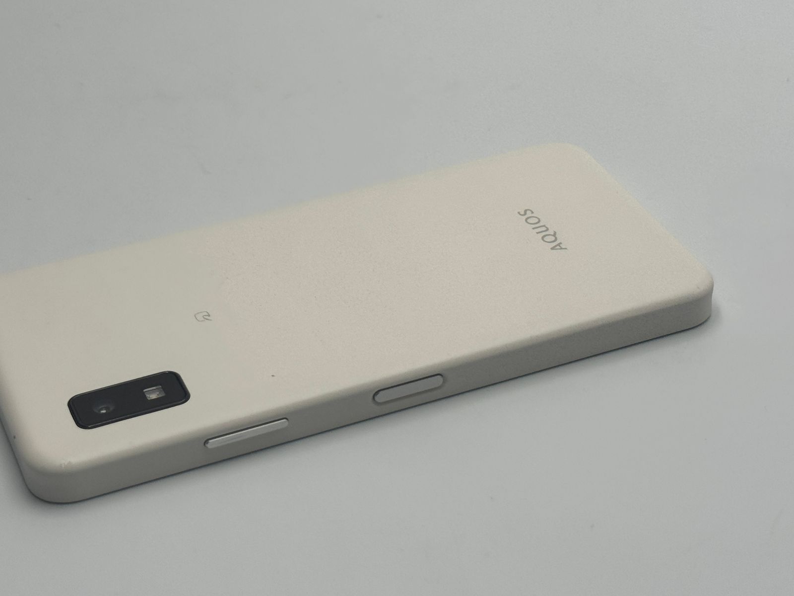 中古B】AQUOS wish3 SH-M25 ホワイト SIMフリー 白ロム - メルカリ