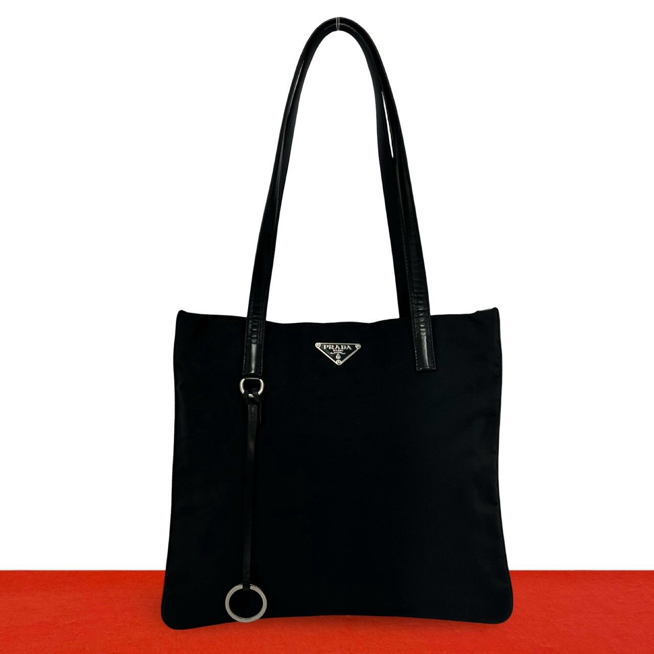 極 美品 希少品 PRADA プラダ 三角ロゴ プレート 金具 ナイロン レザー