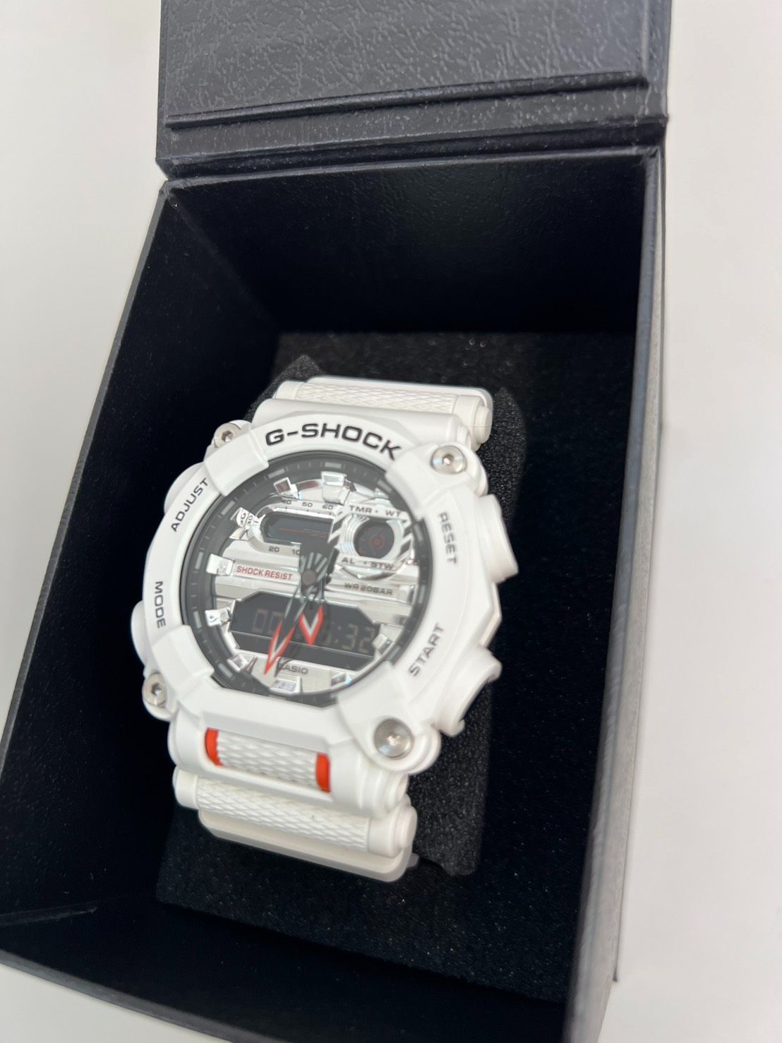 CASIO G-SHOCK GA-900シリーズ モジュール5637 ホワイト デジアナ 動作品 箱付き A392-0.25