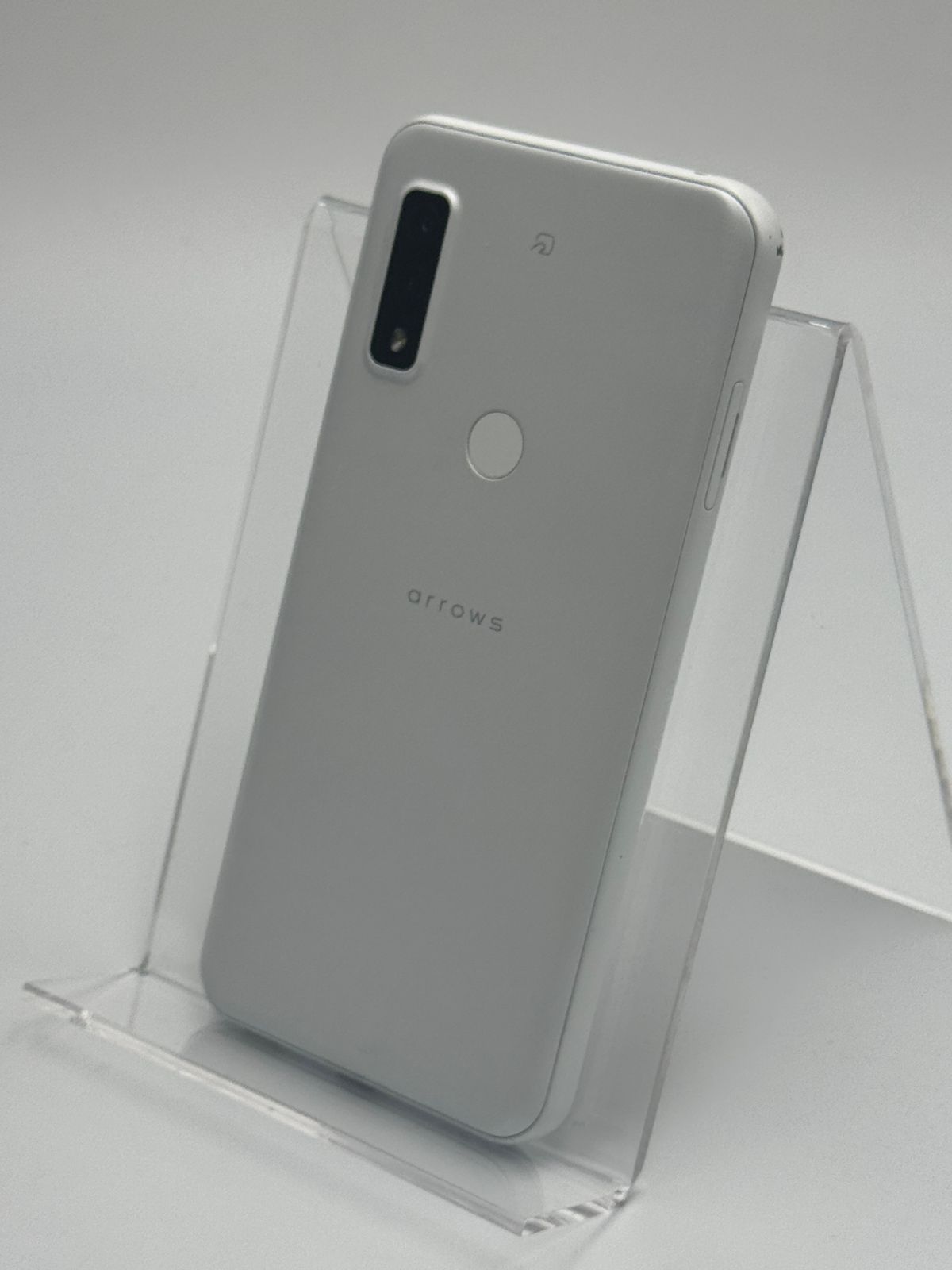中古C】arrows We FCG01 ホワイト SIMフリー 白ロム - メルカリ