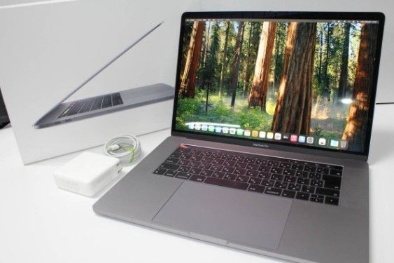 現状品】MacBook Pro（15インチ,2019）256GB/16GB〈MV902J/A〉④