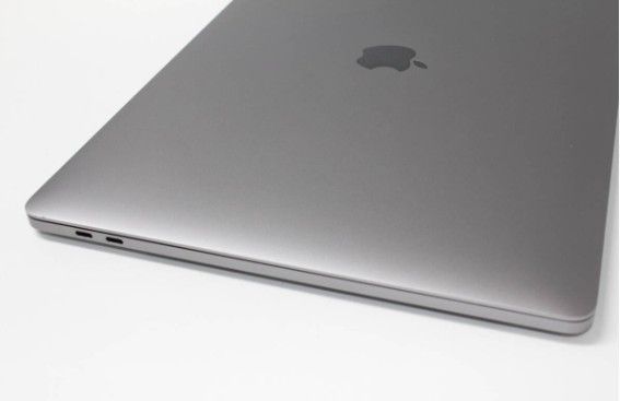 現状品】MacBook Pro（15インチ,2019）256GB/16GB〈MV902J/A〉④