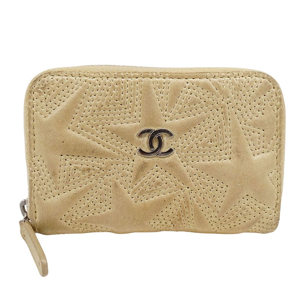 シャネル CHANEL 財布 レディース ブランド コインケース レザー ベージュ シルバー金具 ラウンドファスナー おしゃれ 小銭入れ 星柄 可愛い 【中古】
