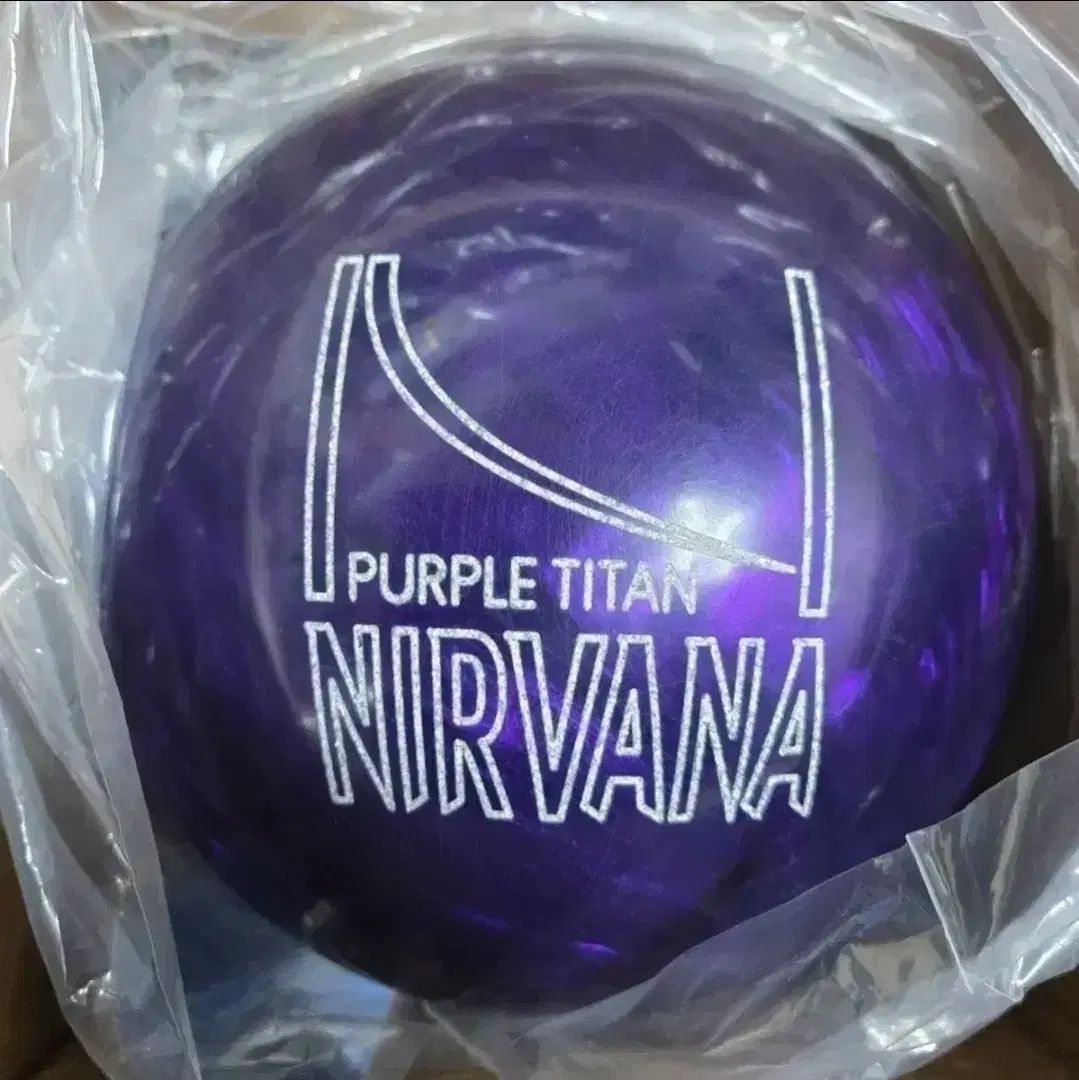 配送無料(※メルカリshop取引では対象外) 15 パウンド 公式球 BRUNSWICK（ブランズウィック） NIRVANA (ニルヴァーナ) パープル タイタン 新品 ボーリング