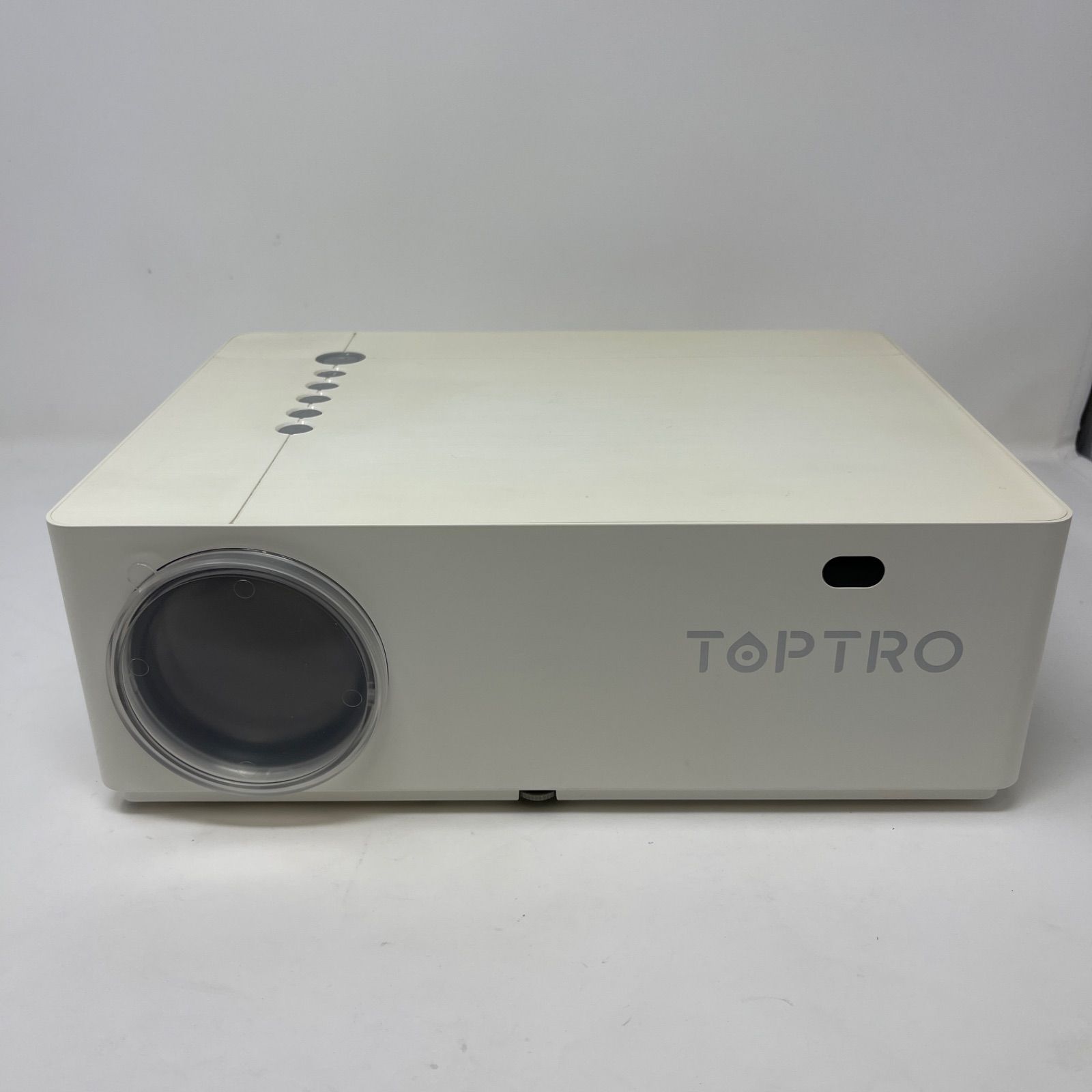 即購入OK⭐︎ TOPTRO プロジェクター TR81 本体 - メルカリ