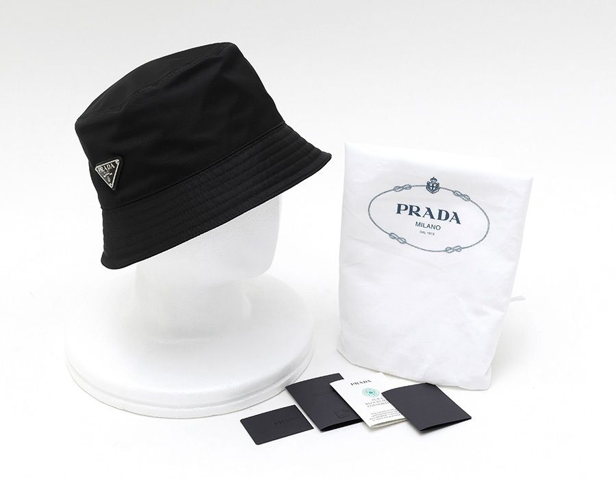 プラダ / PRADA Re-Nylon トライアングル ロゴ バケットハット 1HC137