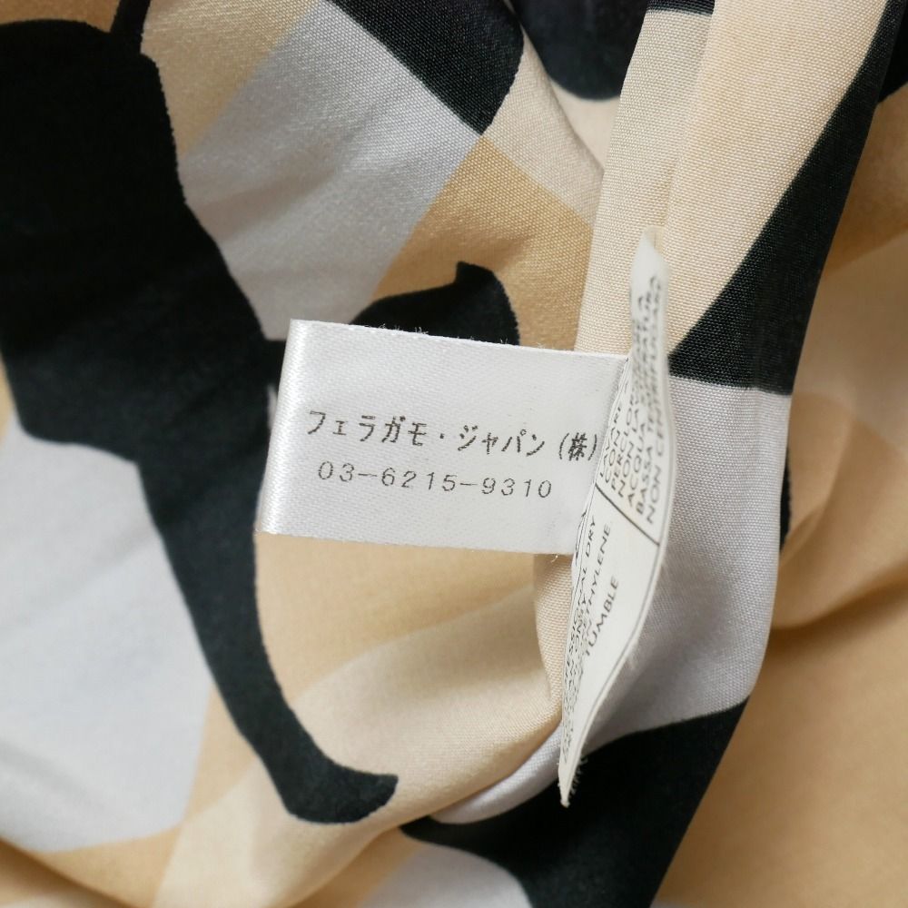□美品□Salvatore Ferragamo サルヴァトーレフェラガモ コート サイズ 