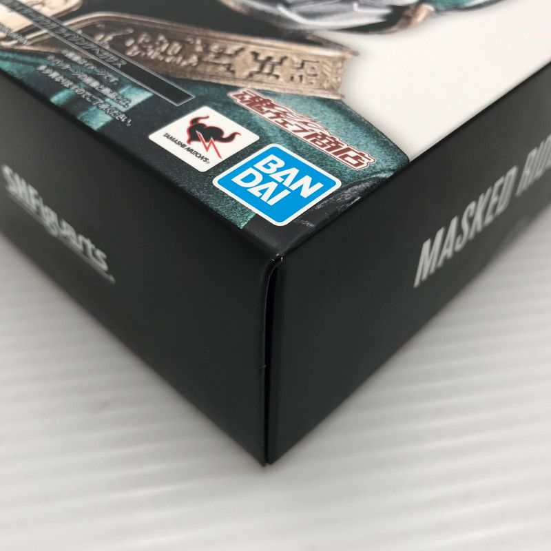 輸送箱未開封 真骨彫製法 仮面ライダークウガ ライジングペガサス 中古品】 バンダイ S.H.Figuarts 真骨彫製法 仮面ライダークウガ