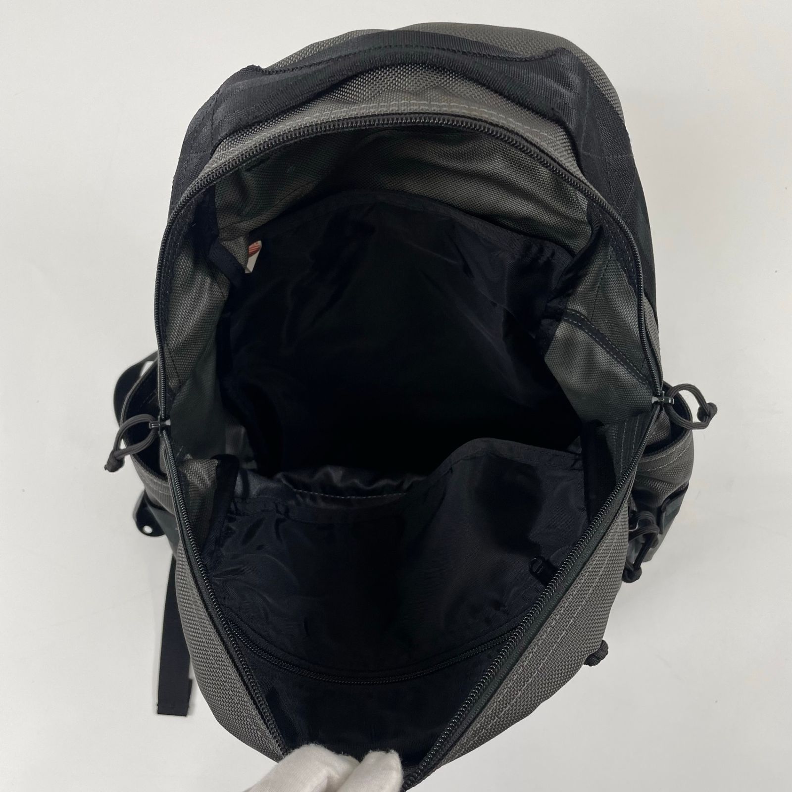 BRIEFING / ATTACK PACK 廃番STEELカラー 参考定価：60,000程度 BRIEFING / ATTACK PACK 廃番STEELカラー 参考定価：60,000程度 - メルカリ
