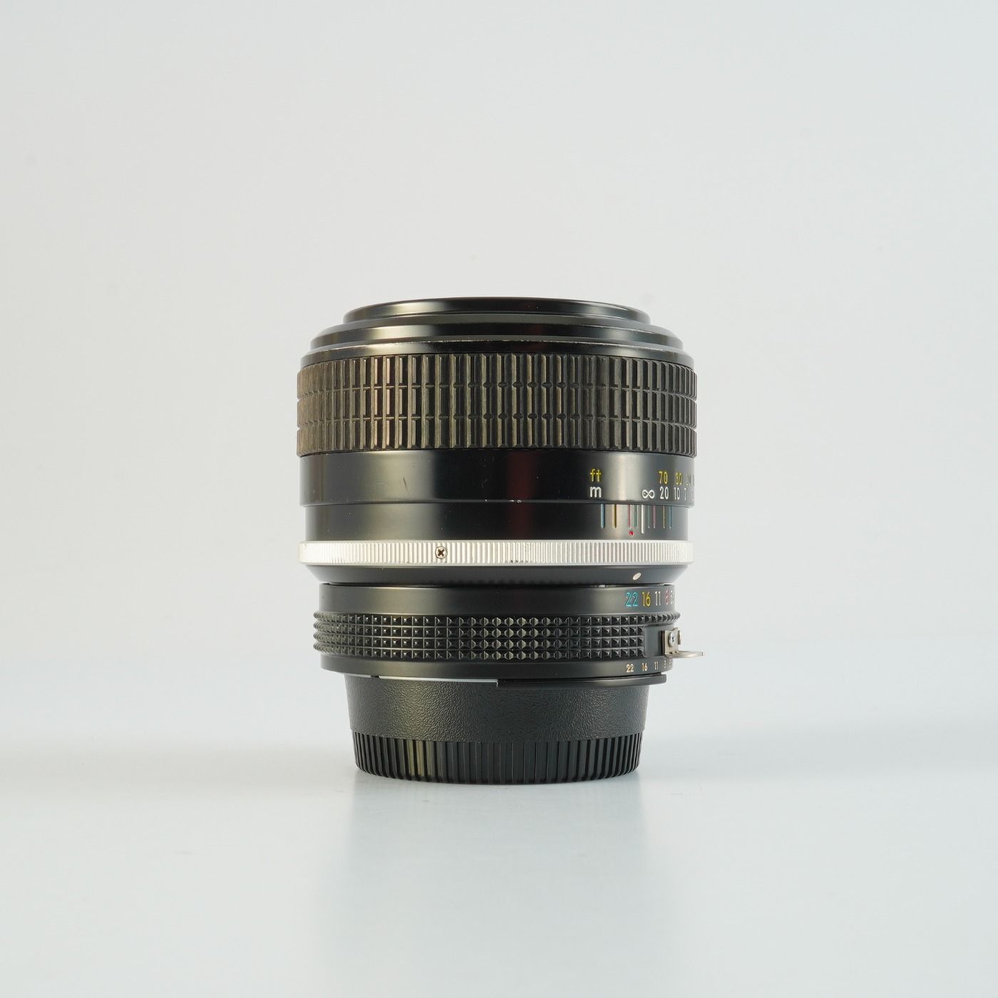 Overhauled】 Nikon ニコン Ai改 Nikkor 85mm F/1.8 単焦点レンズ