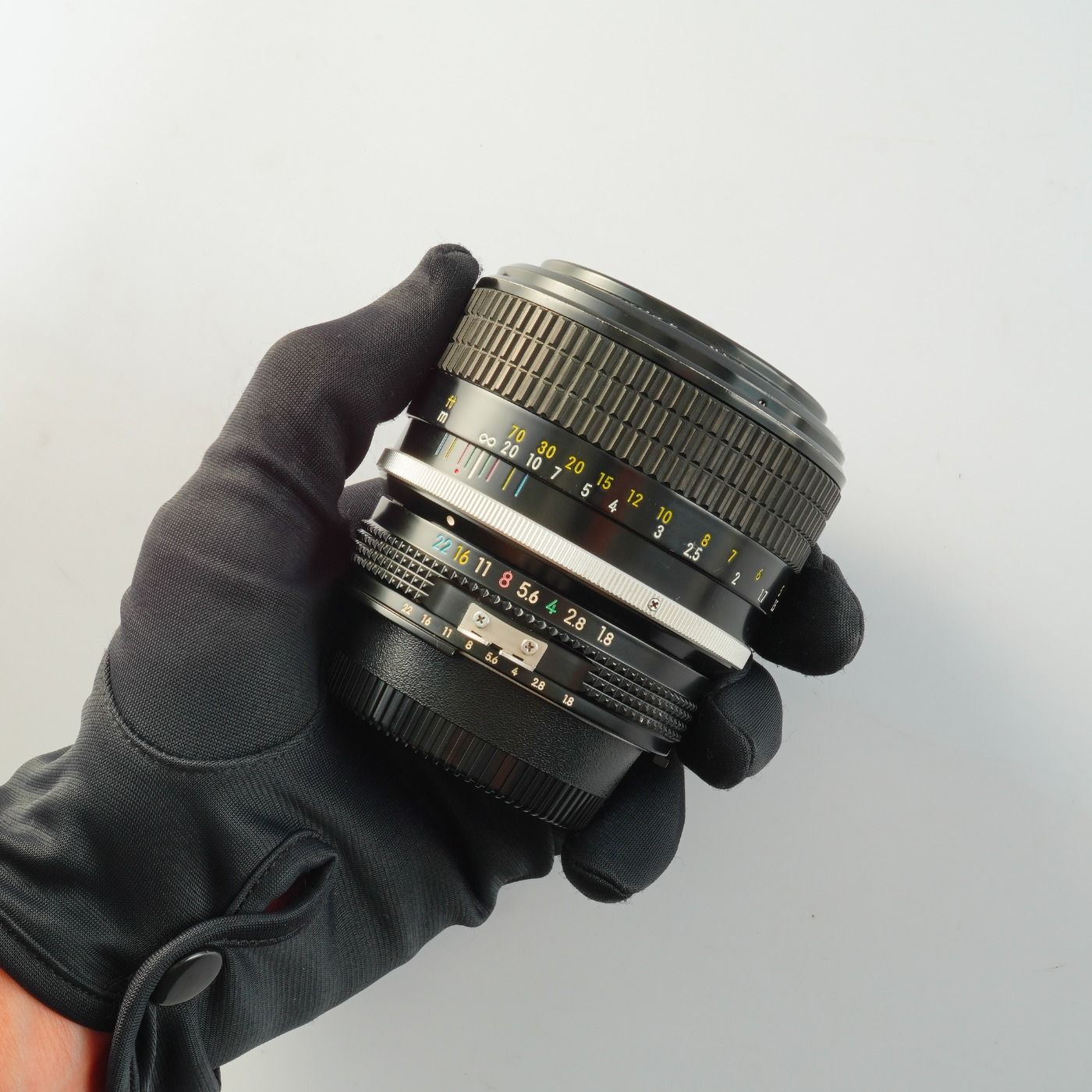 Overhauled】 Nikon ニコン Ai改 Nikkor 85mm F/1.8 単焦点レンズ