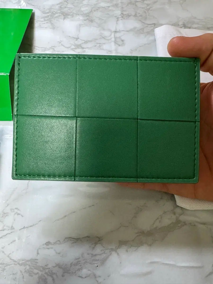 BOTTEGA VENETA ボッテガ・ヴェネタ カード 財布 グリーン
