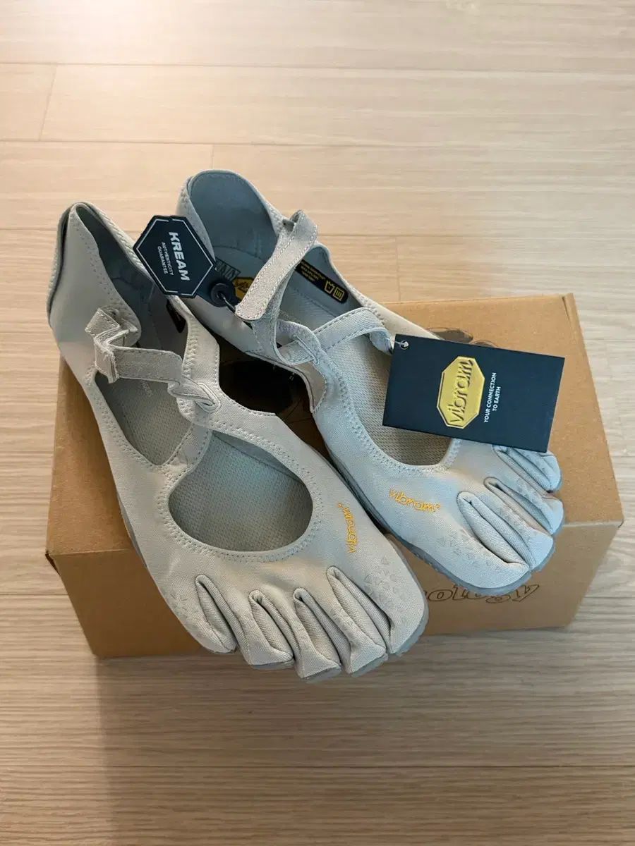 新品在庫処分) Vibram FIVE FINGERS V-SOUL 39
