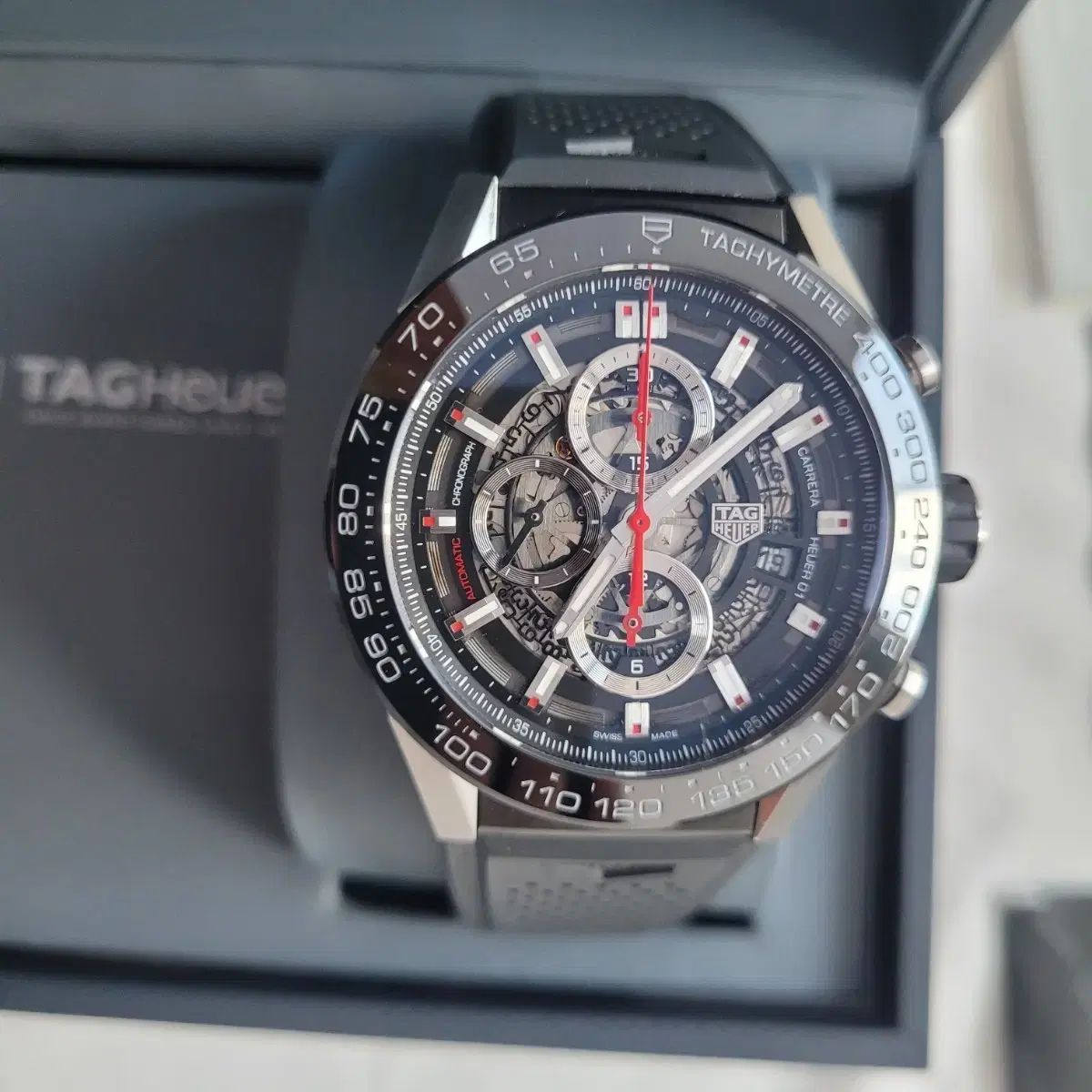 タグ・ホイヤー カレラ ホイヤー01 スケルトン クロノグラフ 45mm 238,254円